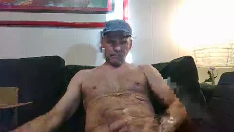 Snapshot of 4nuf chatting on 12/30/24, 10:45 4nuf online show from 12/30/24, 10:45