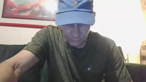 Snapshot of 4nuf chatting on 12/31/24, 08:34 4nuf online show from 12/31/24, 08:34