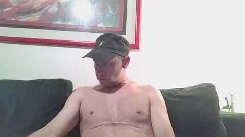 Snapshot of 4nuf chatting on 01/03/25, 08:21 4nuf online show from 01/03/25, 08:21