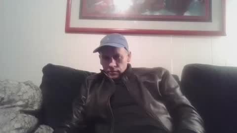 Snapshot of 4nuf chatting on 02/21/25, 11:01 4nuf online show from 02/21/25, 11:01