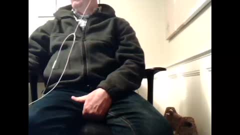 Snapshot of 4uguys chatting on 11/26/25, 04:24 4uguys online show from 11/26/25, 04:24