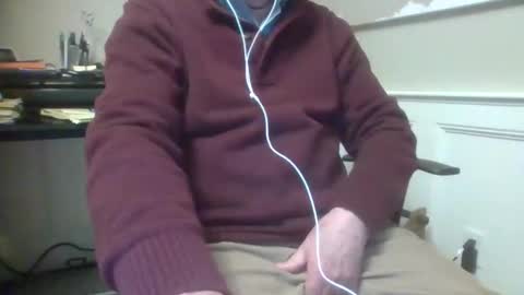 Snapshot of 4uguys chatting on 03/13/26, 04:19 4uguys online show from 03/13/26, 04:19