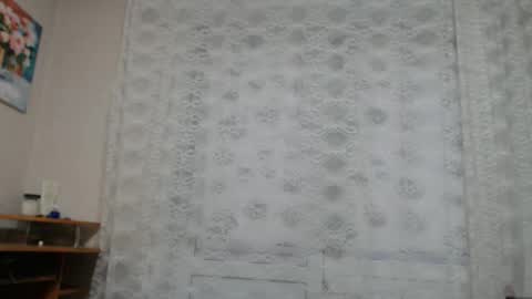 Snapshot of 50shades_of_wet chatting on 05/27/26, 01:57 Yana online show from 05/27/26, 01:57