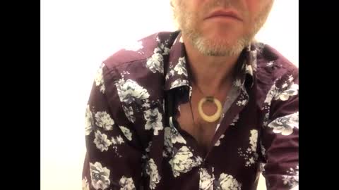 Snapshot of 555tony555 chatting on 02/17/25, 10:47 555tony555 online show from 02/17/25, 10:47