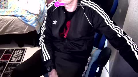 Larese Carlo online show from 01/23/25, 10:43