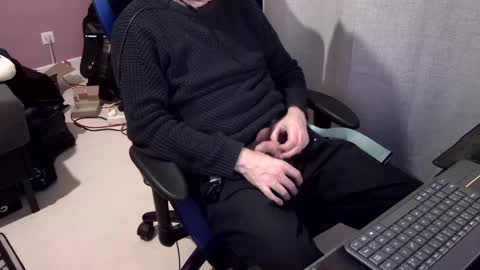 Larese Carlo online show from 02/01/25, 06:40