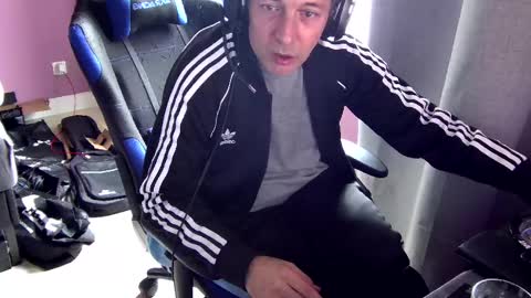 Larese Carlo online show from 02/10/25, 11:04