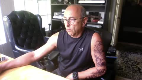 daddy vegas  for single women and couples here online show from 11/02/25, 09:50