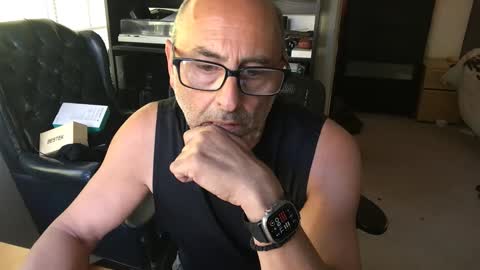 daddy vegas  for single women and couples here online show from 01/18/26, 07:50