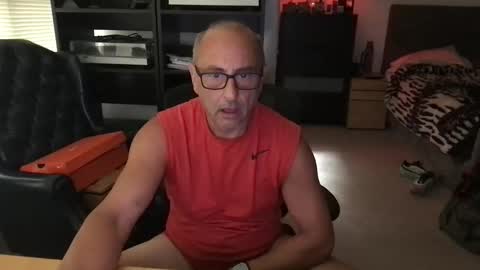 Snapshot of 66sexytime99 chatting on 04/01/26, 12:22 daddy vegas for single women and couples here online show from 04/01/26, 12:22