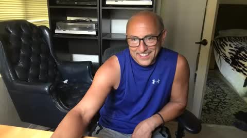 Snapshot of 66sexytime99 chatting on 06/10/26, 12:22 daddy vegas for single women and couples here online show from 06/10/26, 12:22