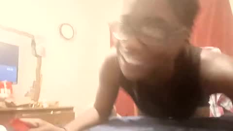 69hersheycisses online show from 10/09/25, 06:11