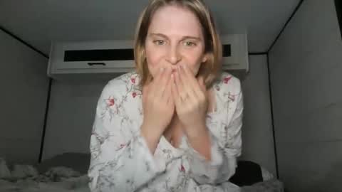 69thicknhorny69 online show from 01/12/26, 02:44