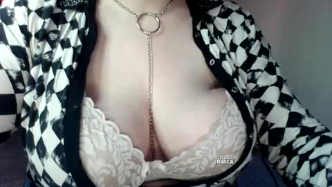 6_dream_9 online show from 11/23/25, 05:29