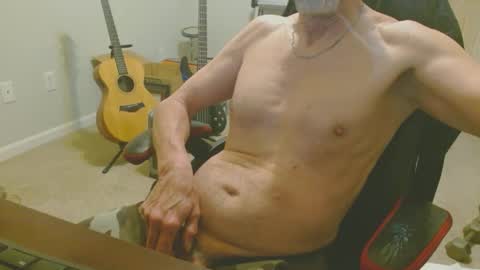 6stringer62 online show from 02/28/25, 09:04