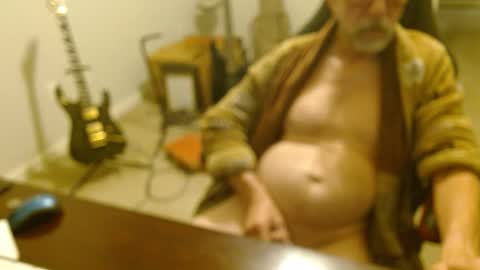 6stringer62 online show from 02/09/26, 03:54