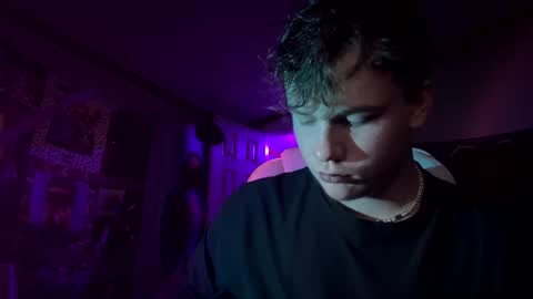 Snapshot of 710lemonade420 chatting on 12/17/24, 12:43 lemonade online show from 12/17/24, 12:43