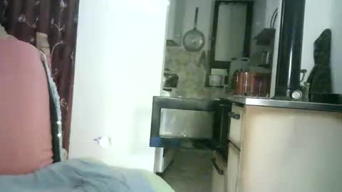 Snapshot of 77lilu chatting on 11/10/25, 10:09 Lilu online show from 11/10/25, 10:09