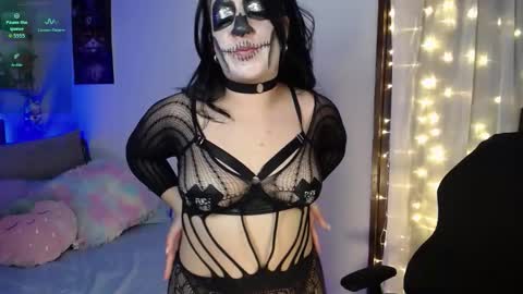 Scarlett online show from 10/18/25, 04:59