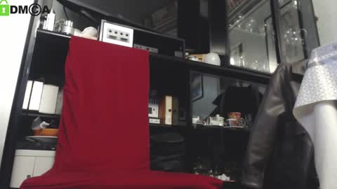 Snapshot of 7incheshugedick chatting on 02/28/25, 02:53 7incheshugedick online show from 02/28/25, 02:53