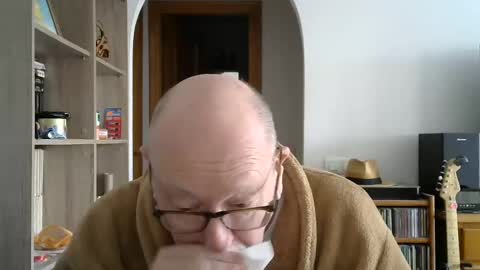  Papi  online show from 12/18/24, 09:58