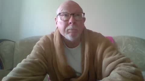  Papi  online show from 12/30/24, 10:21