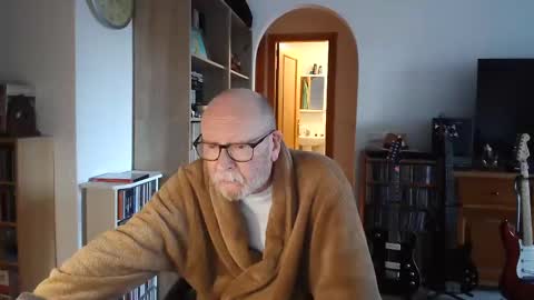  Papi  online show from 03/09/25, 05:17