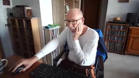  Papi  online show from 04/13/26, 05:07