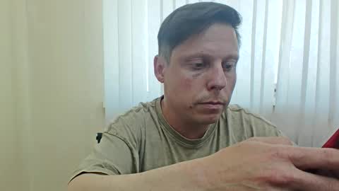 Snapshot of 7znkbob chatting on 05/27/26, 06:10 bob big head online show from 05/27/26, 06:10