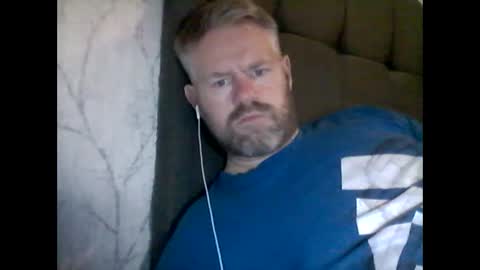 81jonnyx online show from 12/20/24, 02:38