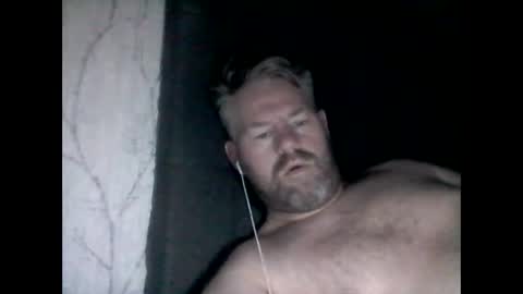 81jonnyx online show from 12/24/24, 07:17
