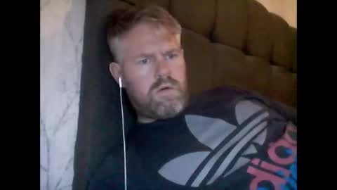 81jonnyx online show from 12/27/24, 04:43