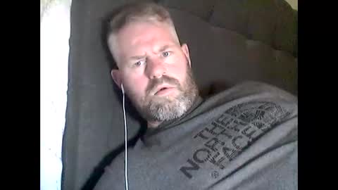 81jonnyx online show from 12/22/25, 04:15