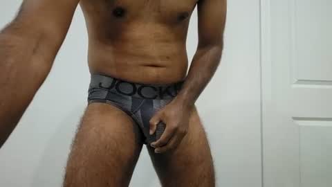 Snapshot of 8inch_desi chatting on 06/19/26, 05:17 8inch_desi online show from 06/19/26, 05:17