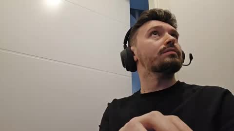 8inchdude93 online show from 03/09/26, 12:53