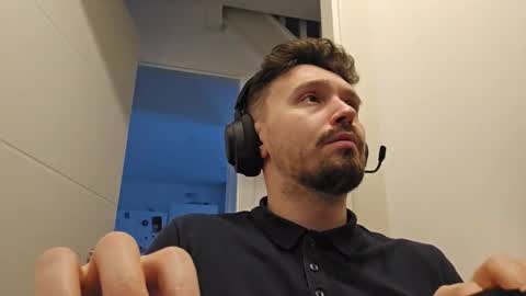 8inchdude93 online show from 03/29/26, 03:56