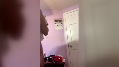 8incherebk online show from 04/18/26, 05:11