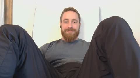 8InchesAndSomeHoles online show from 01/08/26, 07:16