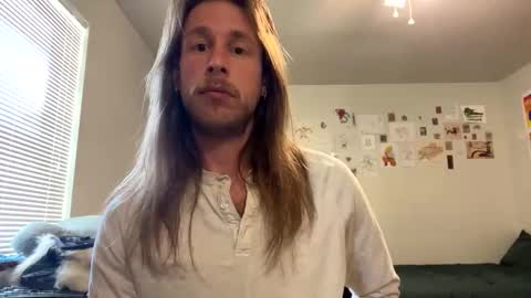 CoralShark online show from 05/02/26, 08:58