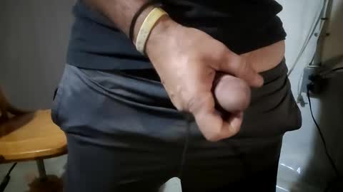 Snapshot of 8magicstick8 chatting on 10/22/25, 08:47 8magicstick8 online show from 10/22/25, 08:47