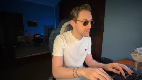 91stefisexy91 online show from 02/24/25, 10:03