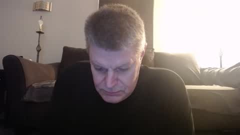 Snapshot of 989guy chatting on 04/21/26, 11:51 989guy online show from 04/21/26, 11:51