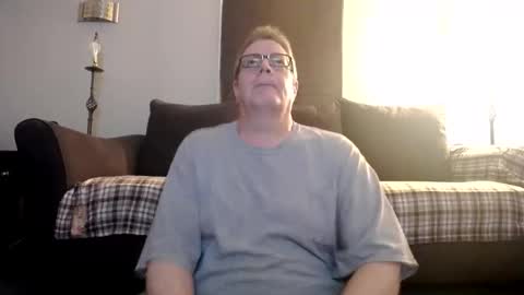 Snapshot of 989guy chatting on 05/21/26, 12:50 989guy online show from 05/21/26, 12:50