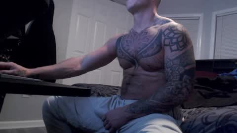 9inchbulll online show from 01/03/25, 03:16