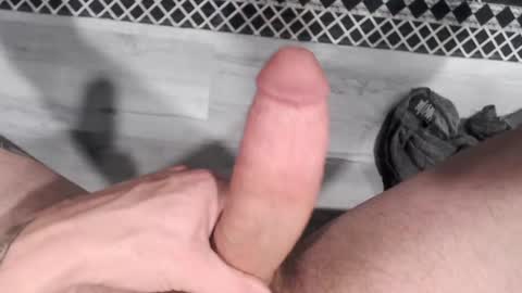 9inchbulll online show from 02/12/25, 05:15