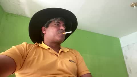 9vinhocamshow online show from 11/02/25, 11:23