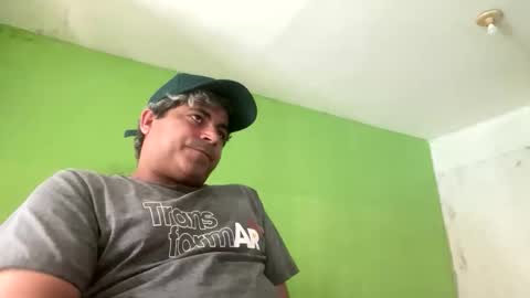 9vinhocamshow online show from 11/21/25, 12:04