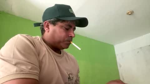 9vinhocamshow online show from 04/12/26, 11:37