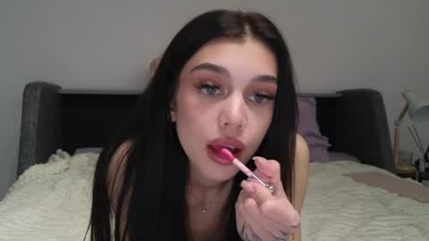 Snapshot of 9west chatting on 05/18/26, 11:49 KARINA online show from 05/18/26, 11:49