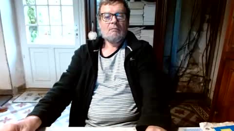 _123_voyeur_ online show from 11/16/25, 12:44